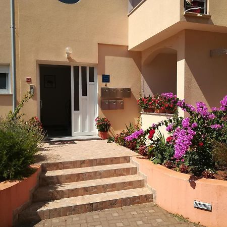 Apartman Mario Cres Εξωτερικό φωτογραφία