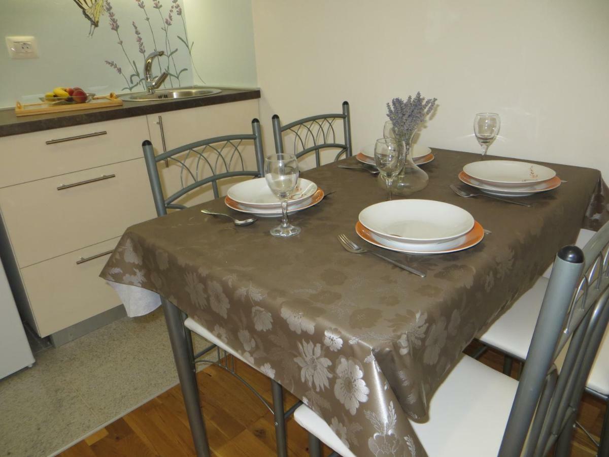 Apartman Mario Cres Εξωτερικό φωτογραφία