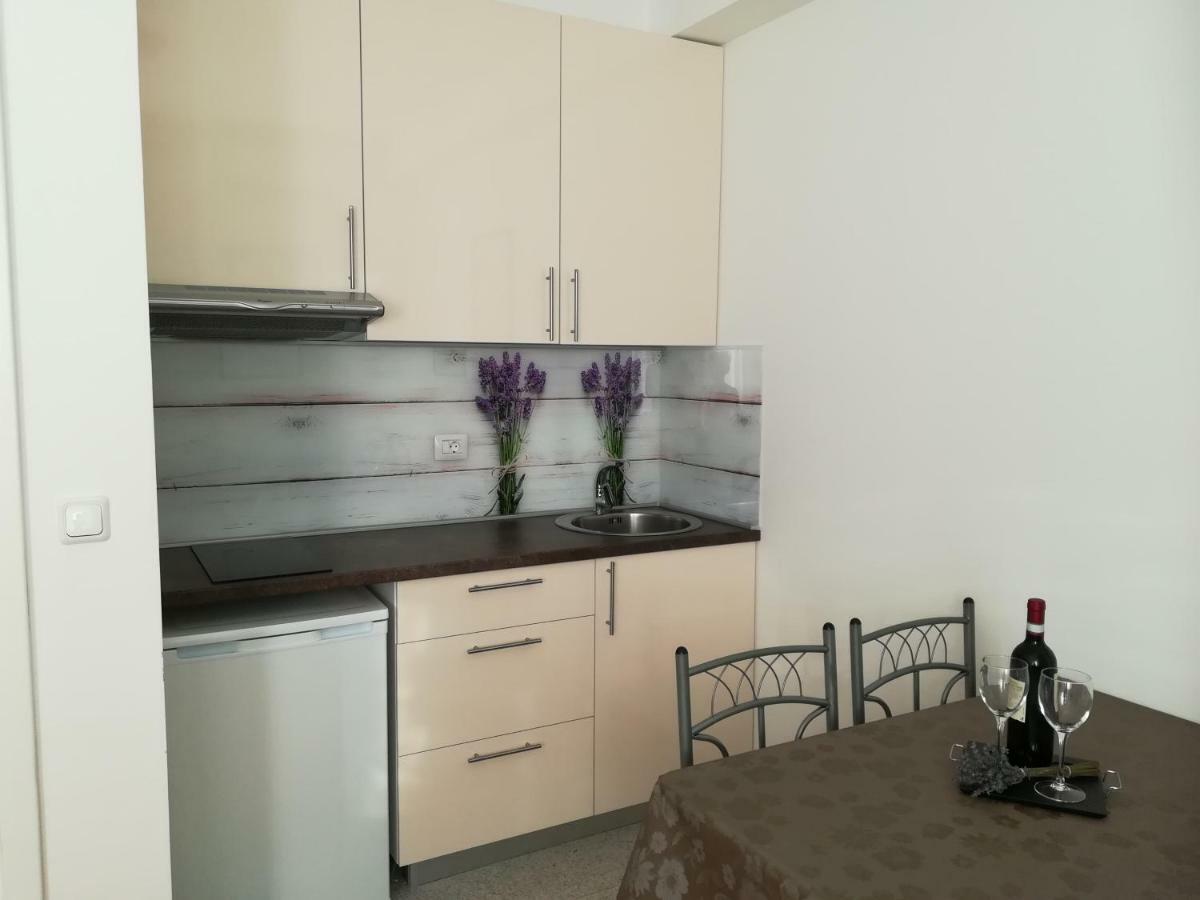 Apartman Mario Cres Εξωτερικό φωτογραφία